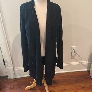 Barefoot Dreams black cardigan with pockets like new (still just as soft)